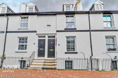 Property on Queen Street, TN23 1RF