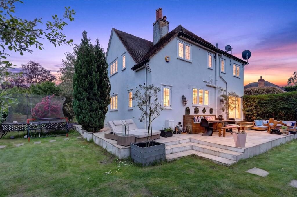 Property main image