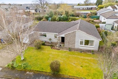 Property on Kings Park, G64 4DX