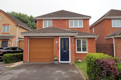 Property on Winnham Drive, PO16 8QG
