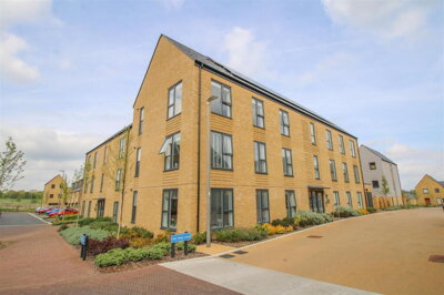 Property on Dealings Road, CM17 9TU