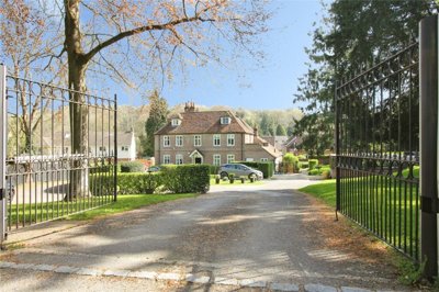 Property on RG31 6AD