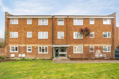 Property on Bellot Street, SE10 0AH