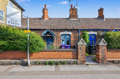Property on Queens Road, SG8 7AP
