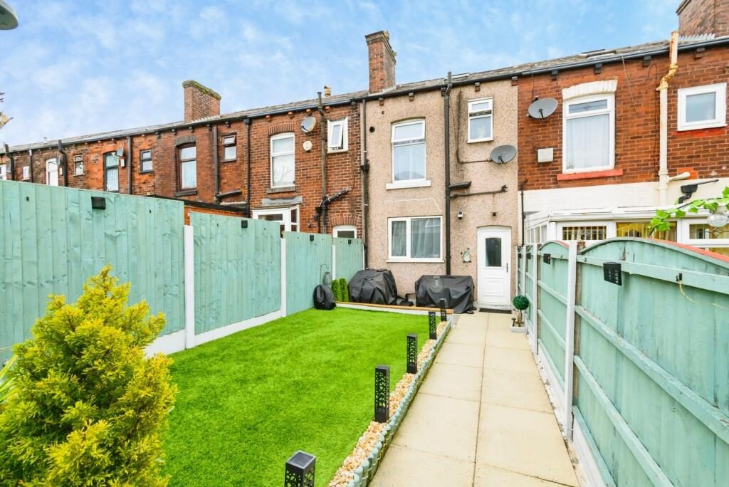 Terraced House