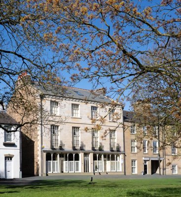 Property on Regent Parade, HG1 5AW