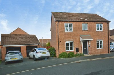 Property on Lily Lane, NG24 2RH