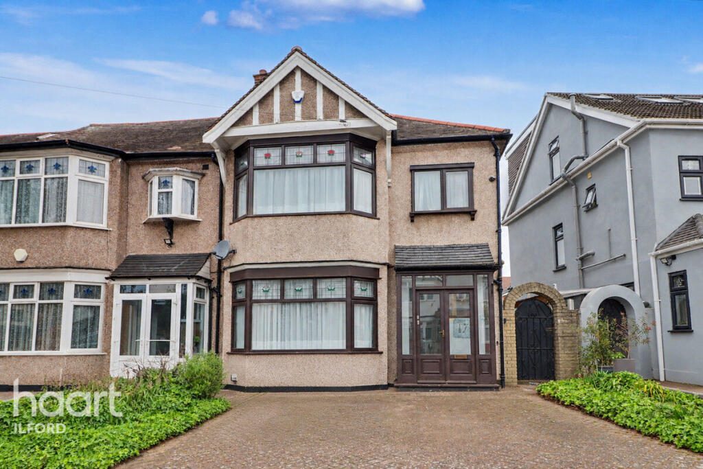 Terraced House