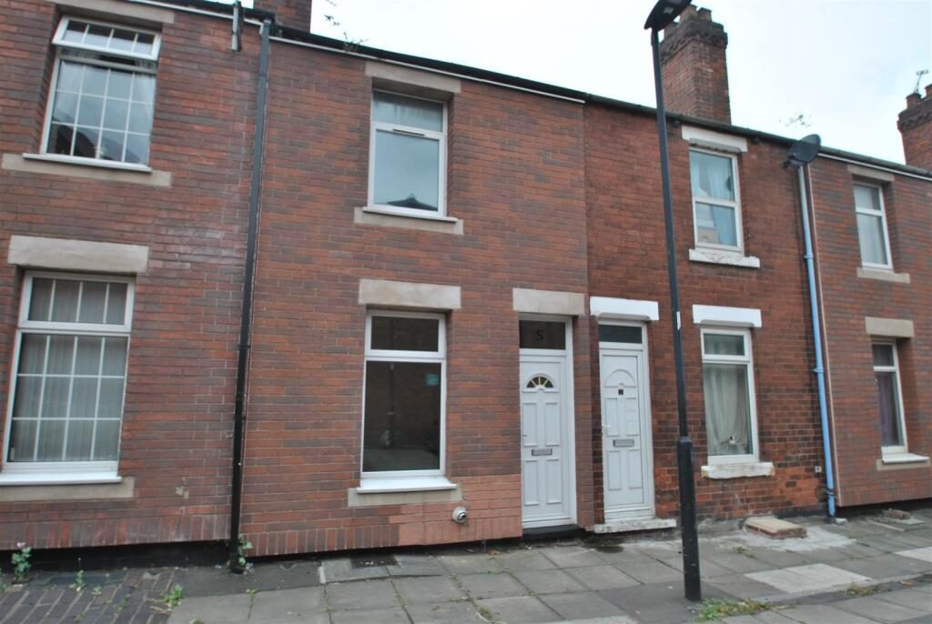 Property main image