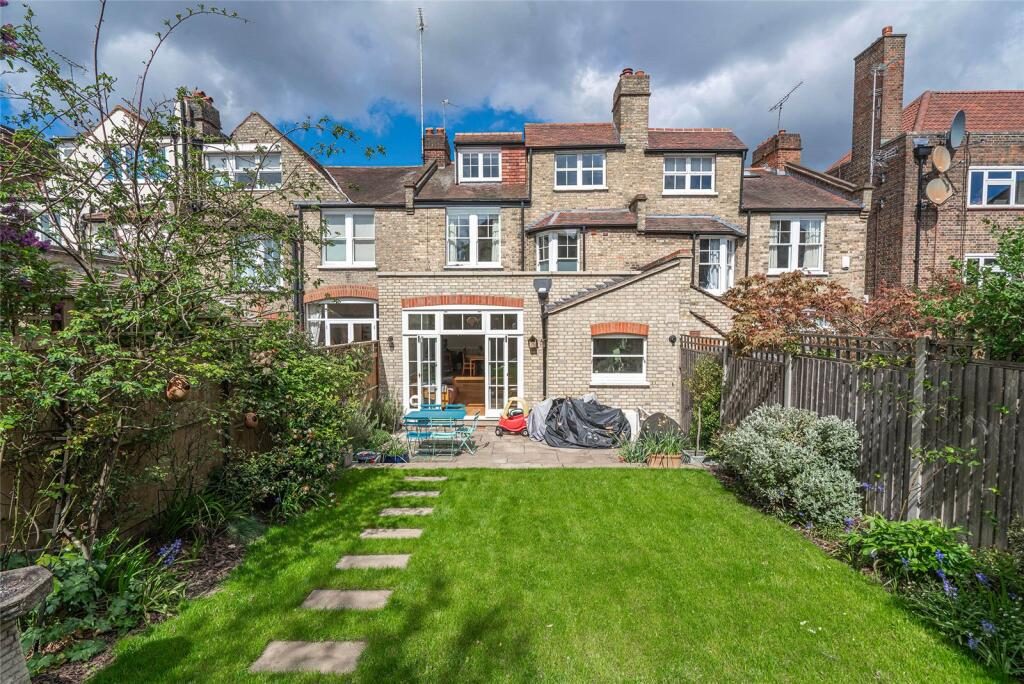 Property main image
