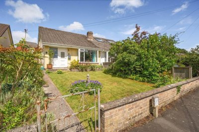 Property on St Cuthbert Avenue, BA5 2JW