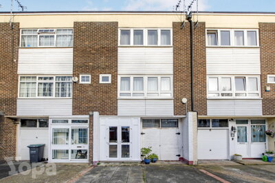 Property on Fountain Walk, DA11 9LA