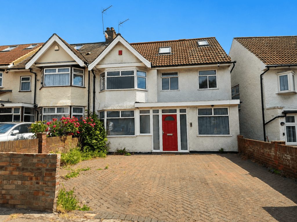 Property main image