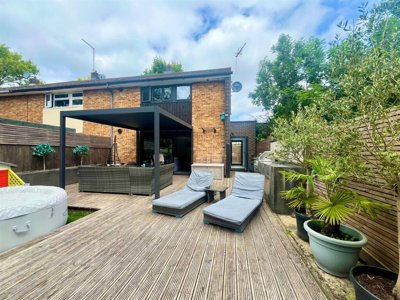 Property on Shephall View, SG1 1RR