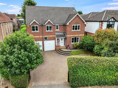 Property on Western Road, CM12 9DT