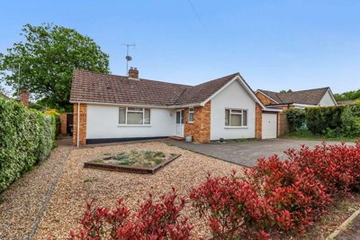 Property on Kent Road, GU20 6JF