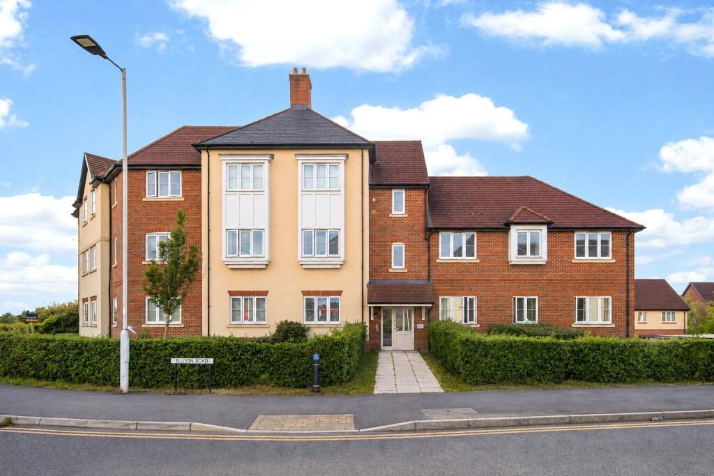 Property main image