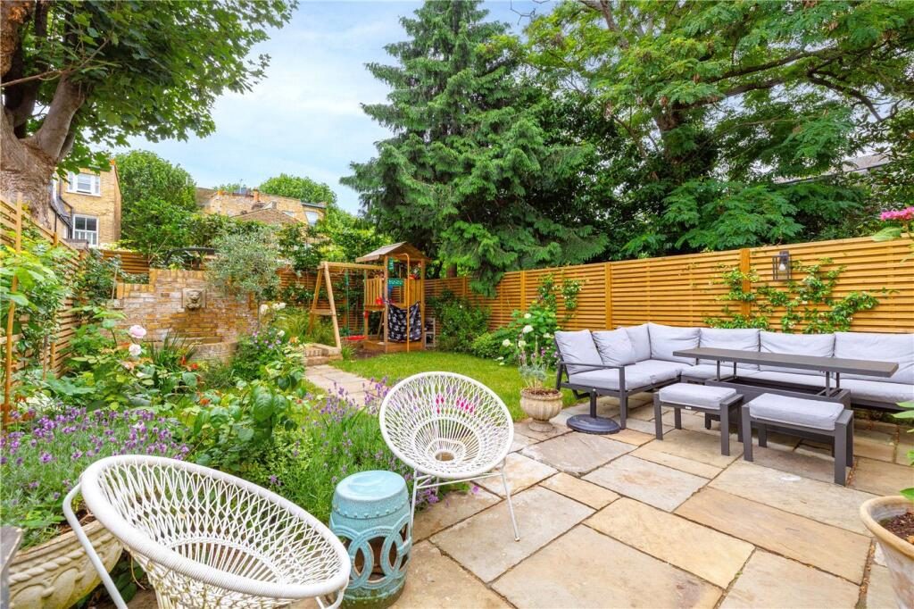 Property main image