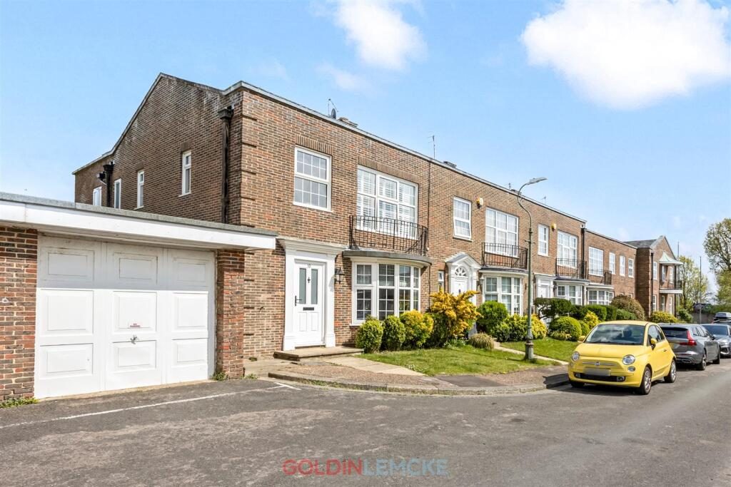 Terraced House