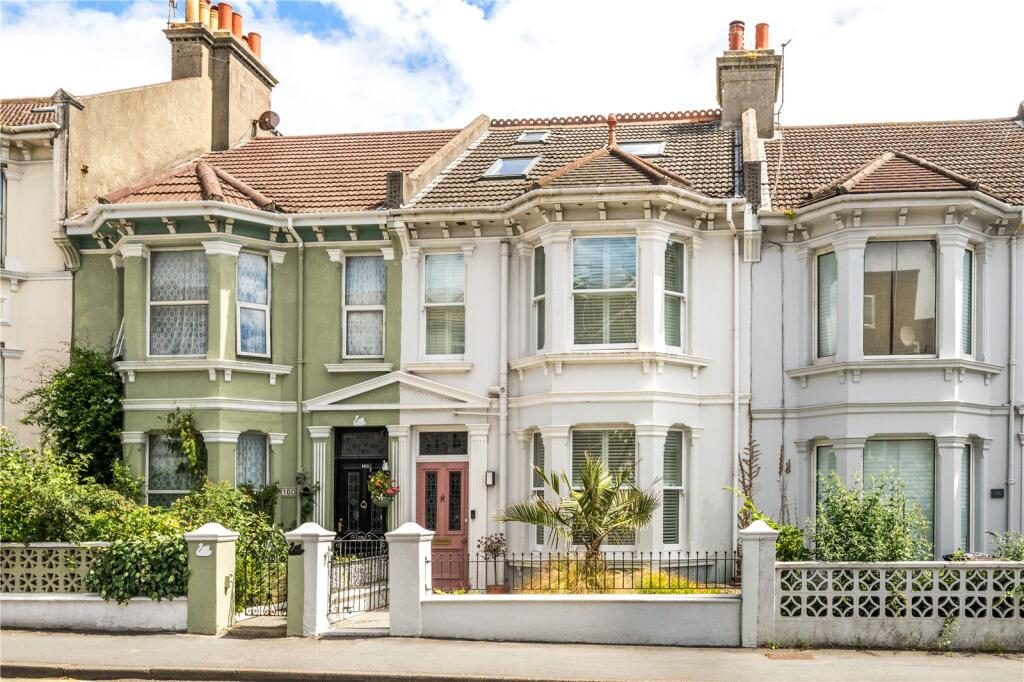 Property main image