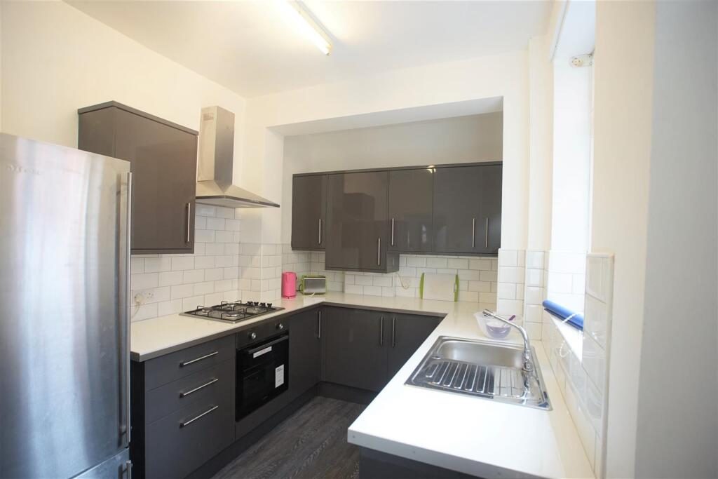Terraced House