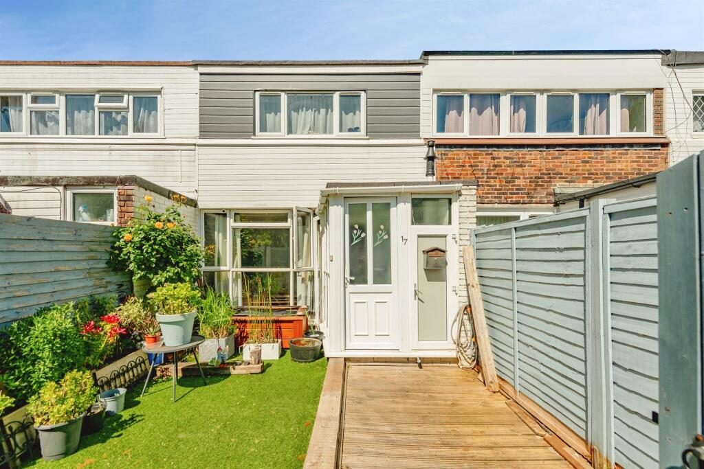 Terraced House