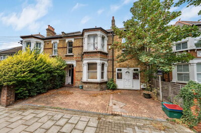 Property on St Stephens Road, TW3 2BJ
