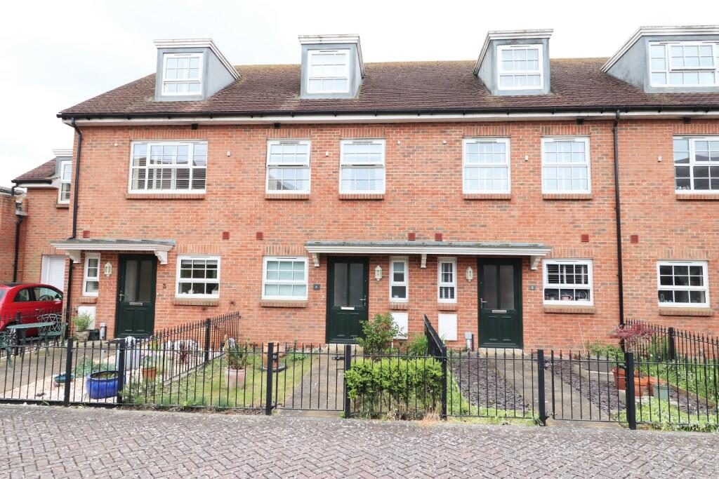 Terraced House
