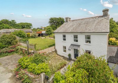 Property on PL17 7PB