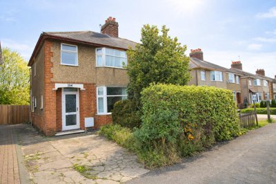 Property on Percival Road, CV22 5JX