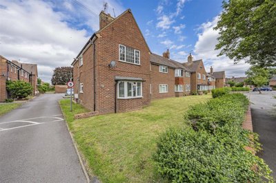 Property on Queens Close, SL4 2PP