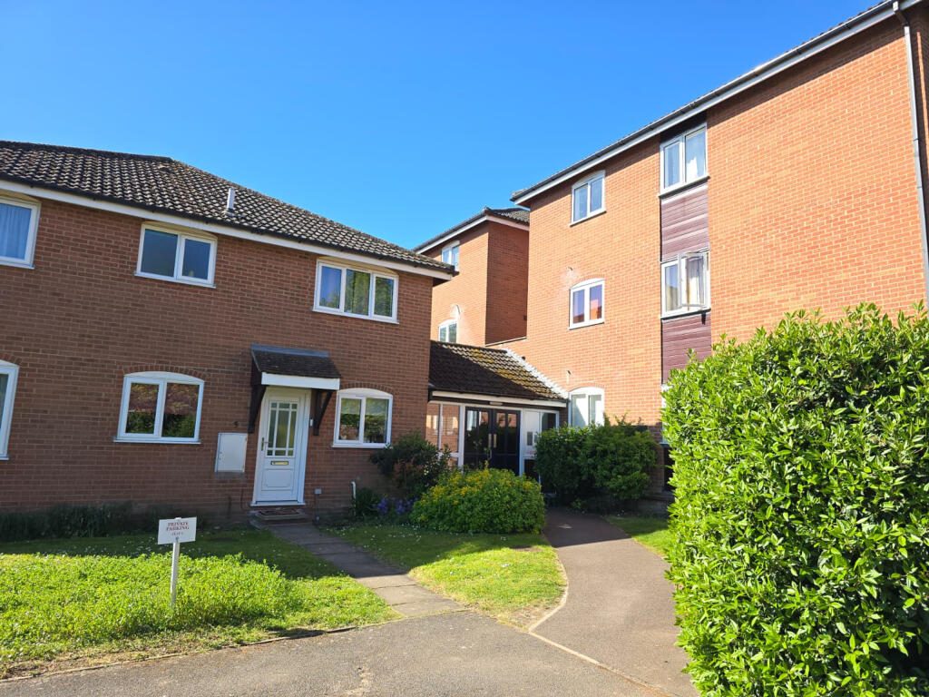 Property main image