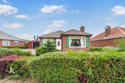 Property on Crow Wood Avenue, BB12 0JG