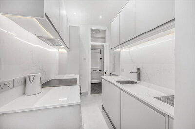 Property on Ridgmount Gardens, WC1E 7AP