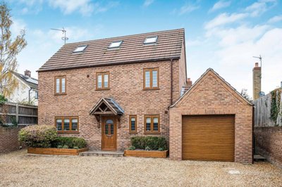 Property on Metcalfe Way, CB6 3UP