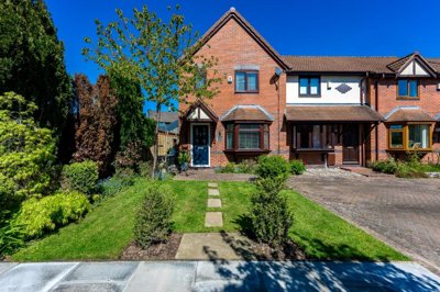 Property on Newsholme Close, WA3 5DF