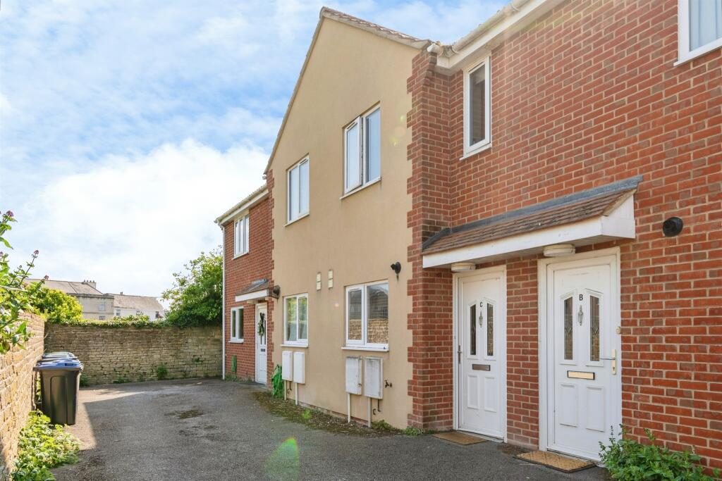 Terraced House