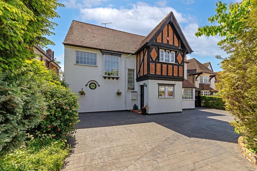 Property main image