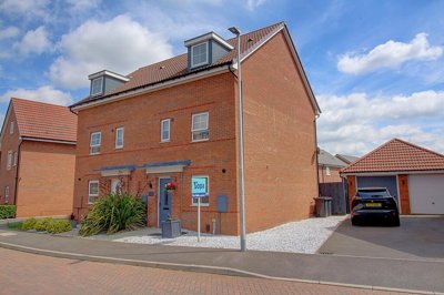 Property on Fleece Lane, CV11 6BS
