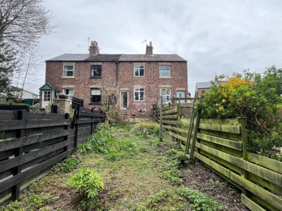 Property on Ure Bank Top, HG4 1JD