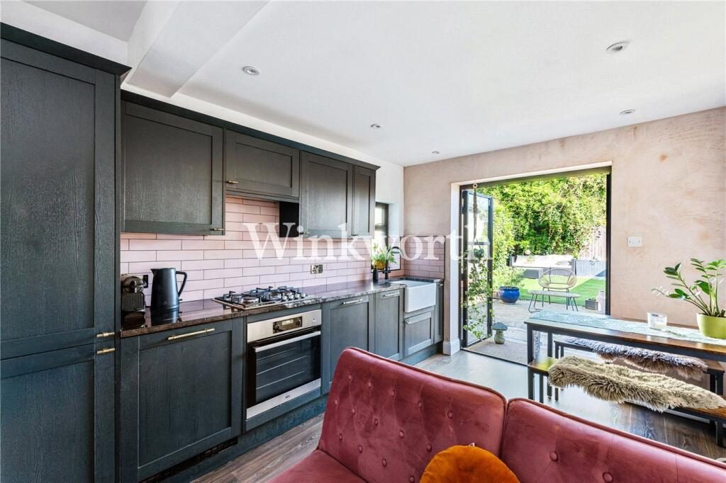 Property main image