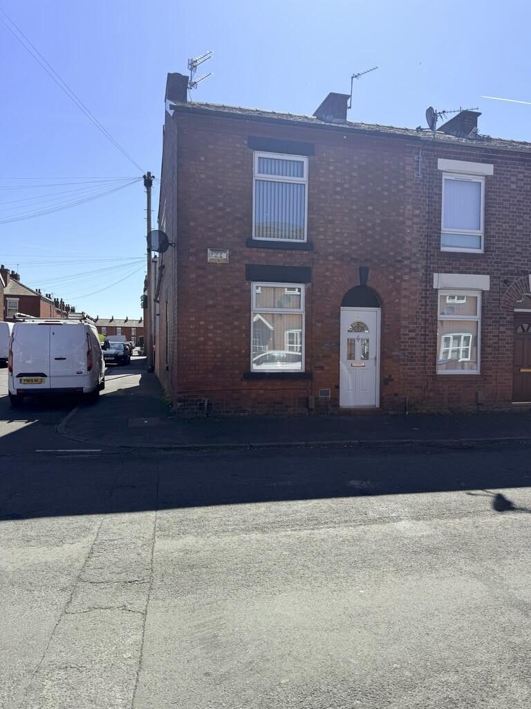 Terraced House