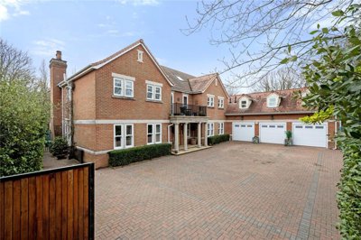 Property on Lockwood Avenue, FY6 7AB