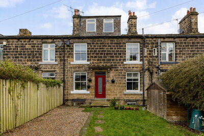 Property on Leafield Place, LS19 7HT