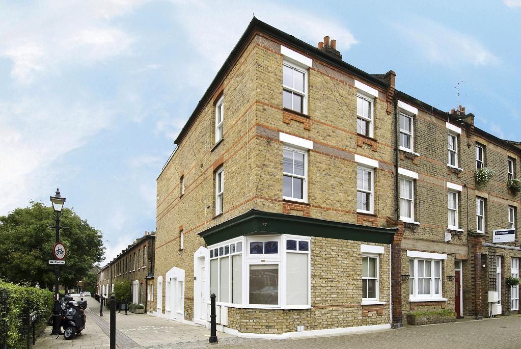Property main image
