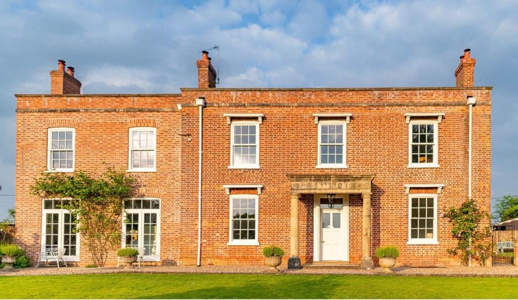 Manor House