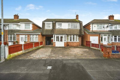 Property on Vaudrey Drive, WA1 4HG