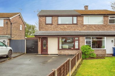 Property on Withy Grove Crescent, PR5 6NX