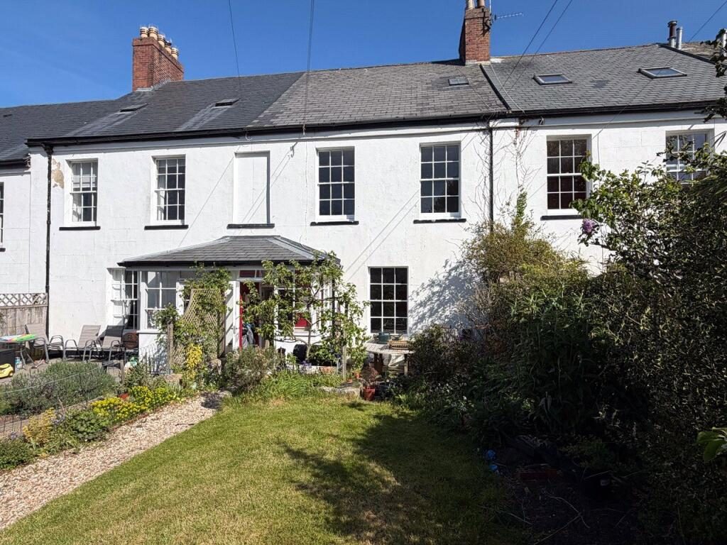 Terraced House