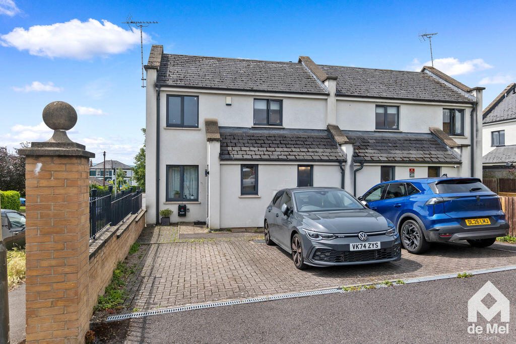 Property main image